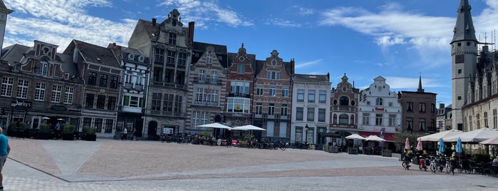 Grote Markt is one of Favorites Dendermonde.