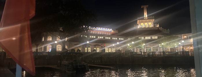 Riverside Marina is one of Port Orleans.