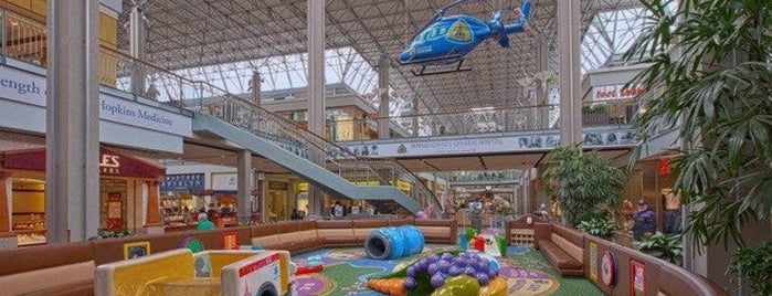 Columbia Mall Play Area is one of around da way.