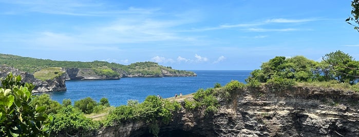 Kelingking Beach is one of Bali Indonésie 🇮🇩.