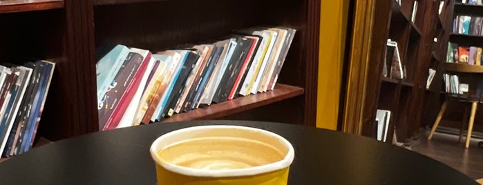 Rateel Cafe is one of الشرقية.