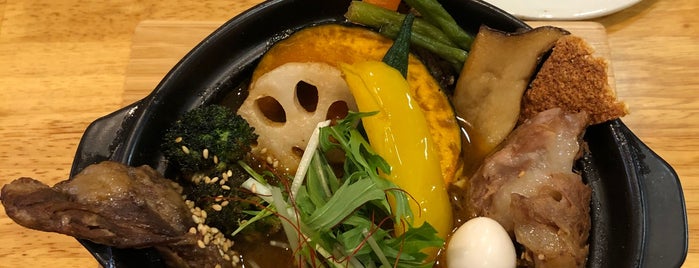 北海道スープカレー専門店 雪道 is one of 美味いカレー.