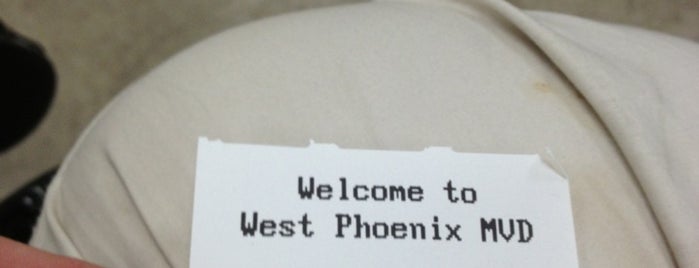 West Phoenix MVD is one of สถานที่ที่ Dewana ถูกใจ.