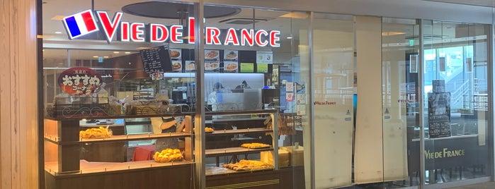 Vie de France is one of パン スイーツ.