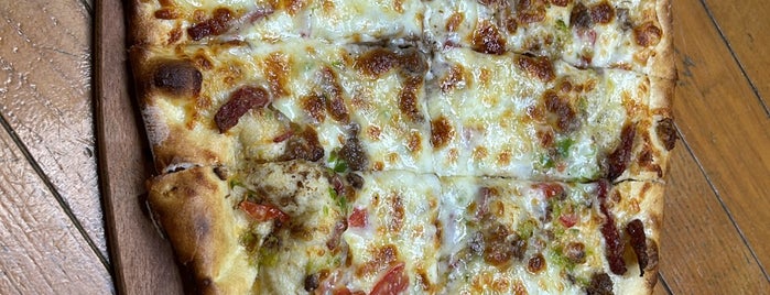 Tarihi Pide Fırını is one of İstanbulda Pide Pizza.