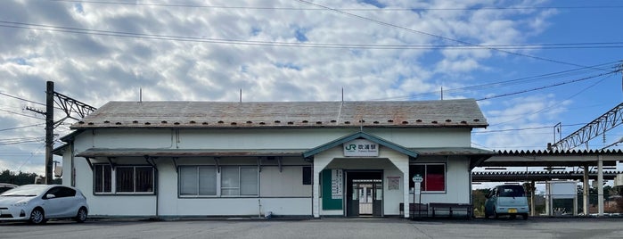 Fukura Station is one of 羽越本線.