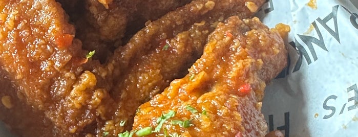 Frankie's New York Buffalo Wings is one of Lunch & dinner.