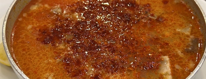 Tarihi Haliç İşkembecisi is one of Sıra dışı yeme içme mekânları.