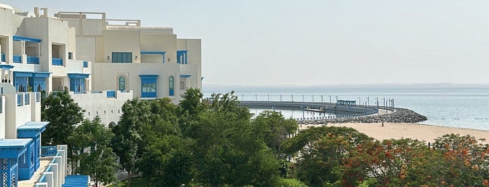 Hilton Salwa Beach Resort & Villas is one of قطر.