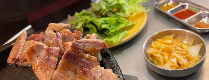 韓国亭豚や 本店 is one of 世界の料理.