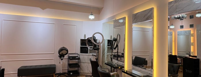 Moir Salon For Ladies (MODIES) Tebet