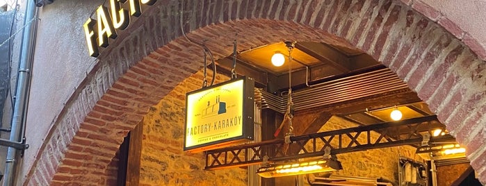 Factory Karaköy is one of Aslı Ayferさんのお気に入りスポット.