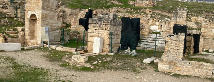 The Martyrion of St. Philip is one of Pamukkale Gezisi.