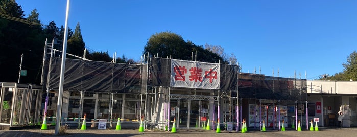 神坂PA (下り) is one of 施設.