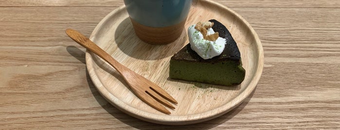 CAFE tsubame is one of Annysさんのお気に入りスポット.