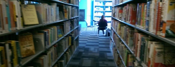 East Side Public Library is one of Posti che sono piaciuti a Brian.