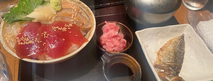 海鮮丼 佐政 is one of 海鮮丼が美味しいレストラン.