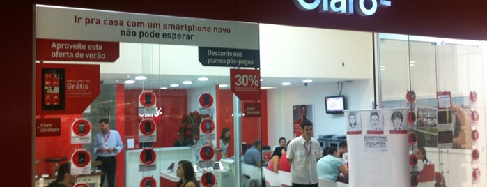 Claro is one of Beiramar Shopping.