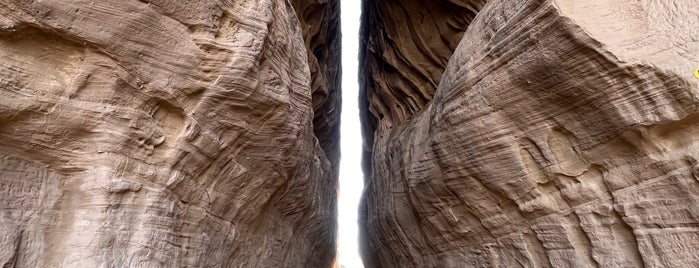 Jabal Ithlib is one of AlUla, Saudi Arabia 🇸🇦.