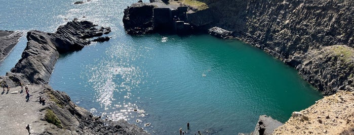 The Blue Lagoon is one of GB.