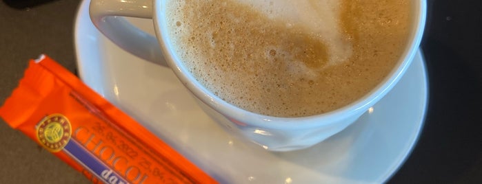 Kahve Dünyası is one of Tempat yang Disimpan Hulya.