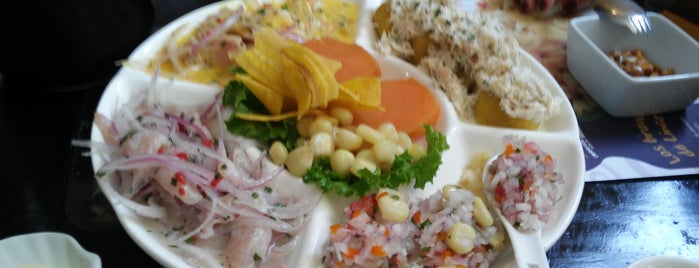 Cevichería Pa' Bravo Yo is one of Tempat yang Disukai Julio D..