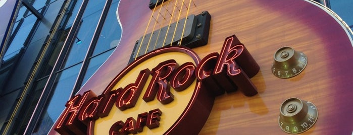 Hard Rock Cafe Las Vegas is one of Hard Rock 2013 Tom.
