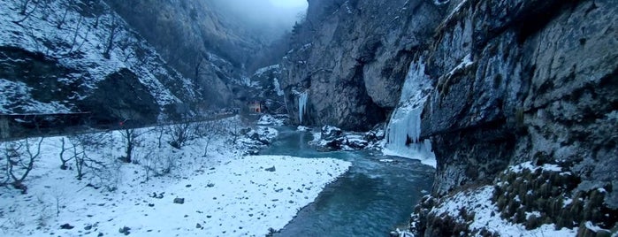 Чегемские водопады is one of Минеральные Воды.