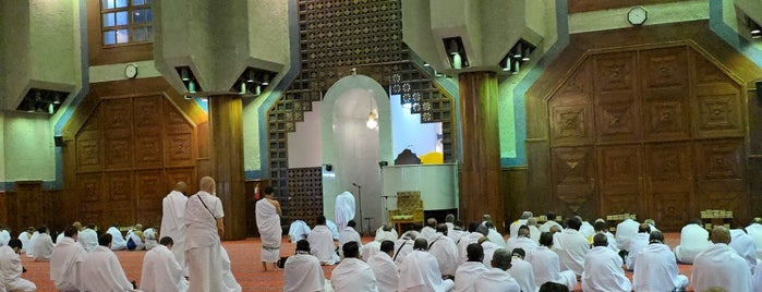 Tan'im Mosque is one of Kingdom of Saudi Arabia.