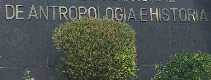 Escuela Nacional de Antropología e Historia is one of สถานที่ที่ Omar ถูกใจ.
