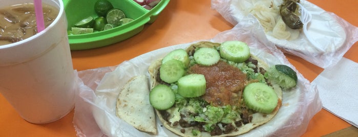 Taqueria La Ceiba is one of Omar’s Liked Places.