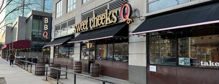 Sweet Cheeks Q is one of BBQ Places.