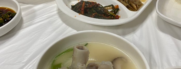 동아식당 is one of 대결! 음식도시 - 전라도.