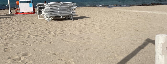 San Cataldo Beach is one of Puglia.