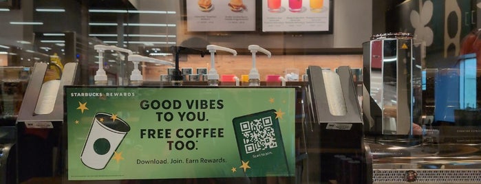 Starbucks is one of The 13 Best Places for Mango Juice in Chicago.