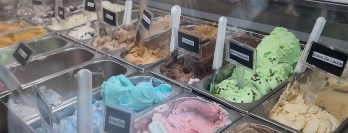 Ice 'n Cake is one of The 15 Best Places for Salted Caramel in Toronto.