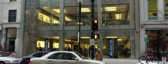 Apple Boylston Street is one of Apple Stores.