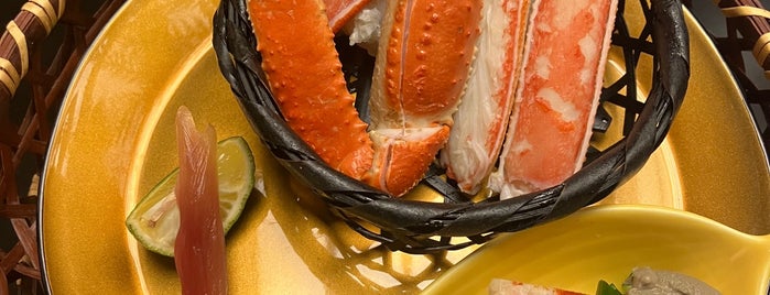 かに料理専門 網元 別館 is one of 🦞🐟🐚🦀 Seafood 🦞🐟🐚🦀.