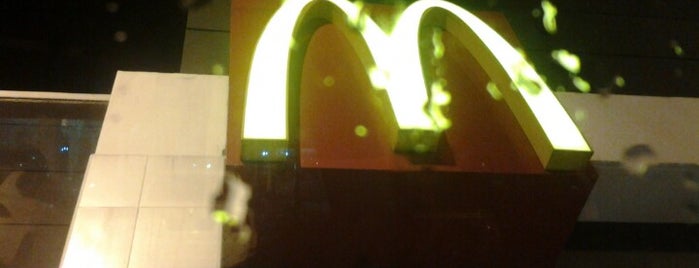 McDonald's & McCafé is one of Makan @ Melaka/N9/Johor #1.