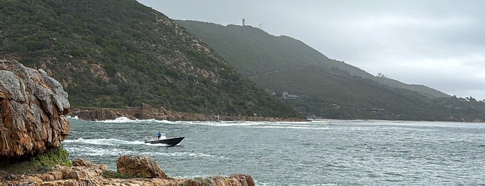 Knysna is one of Road Trip Towns.