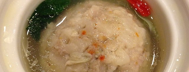 食为天 is one of Locais curtidos por Recep.