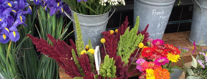 Bom Dia Market is one of SF.