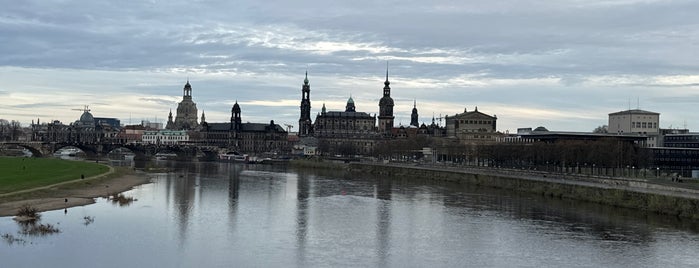 Marienbrücke is one of Dresden 1/5🇩🇪.