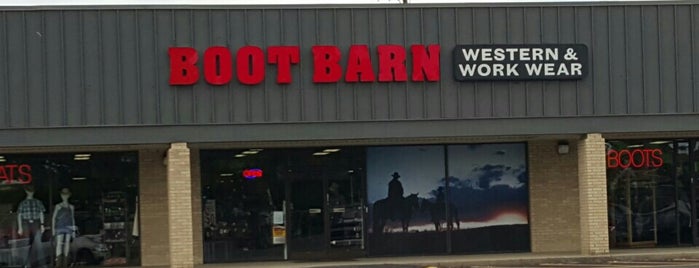 Boot Barn is one of สถานที่ที่ Chris ถูกใจ.