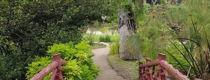 Rippon Lea Estate Gardens is one of MEL.