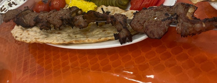 Vahid Cafe & Restaurant | كافی شاپ و رستوران وحید is one of Tabriz iran.