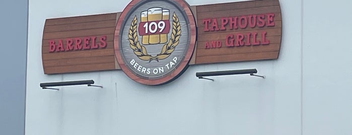 Barrel's Tap House is one of Pub Food.
