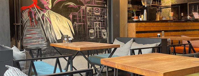 Cafe Garaj is one of Instabul.