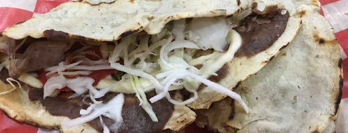 Oaxaca Deli is one of Daniel : понравившиеся места.