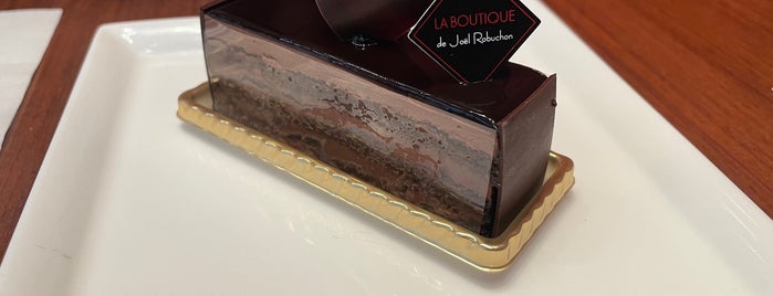 LA BOUTIQUE de Joel Robuchon is one of Visited.